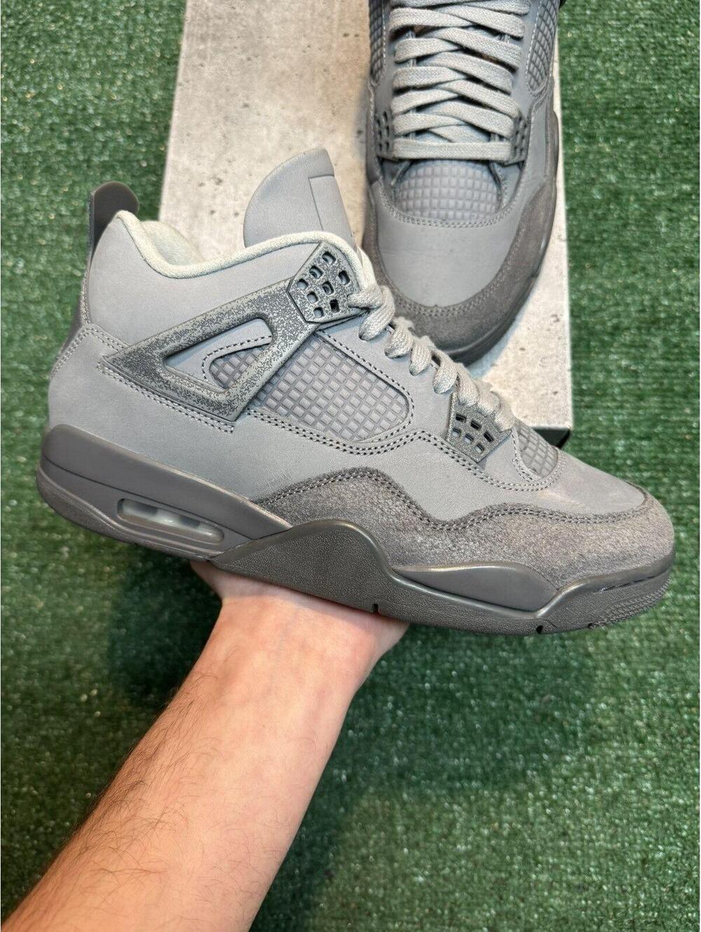 Jordan Retro 4 Wet Cement Size 8.5